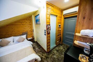 Номер с кроватью размера «queen-size» в Отеле Hyde Park Hotel